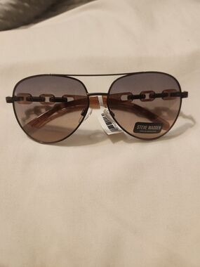 Steve Madden Brown Gradient Aviator Sunglasses with Chain-Link Temples